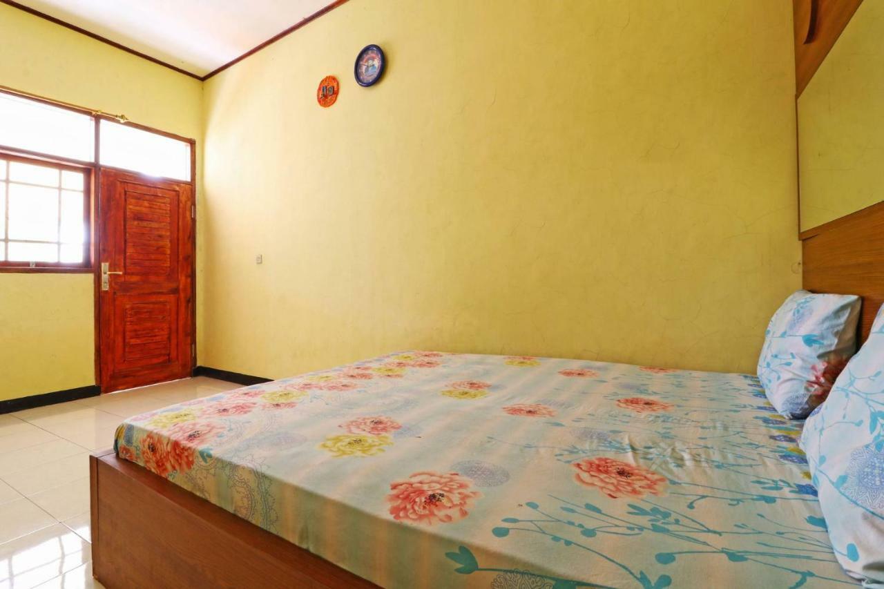 Hotel Agung Permata Artha Cipanas  Экстерьер фото